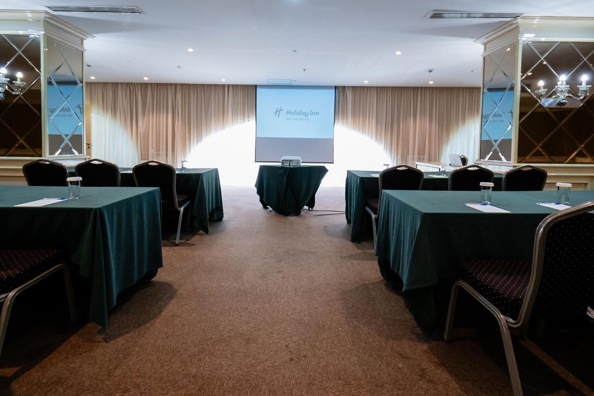 Holiday Inn Aktau By Ihg Exterior foto